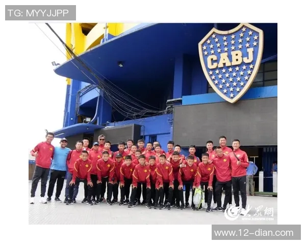 足球明星齐聚南京奥体盛典引领激情与梦想的足球之旅 足球明星齐聚南京奥体盛典引领激情与梦想的足球之旅